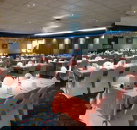 Club Singleton Thai Family Restaurant - Hotel Accommodation