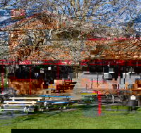 Snow Goose Hotel Adaminaby - Hotel Accommodation