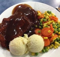 The Parkes Services Club Bistro - Hotel Accommodation