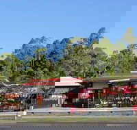 Uncle Toms Pies - Hotel Accommodation