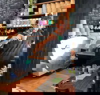 Kisos Espresso Bar - Hotel Accommodation