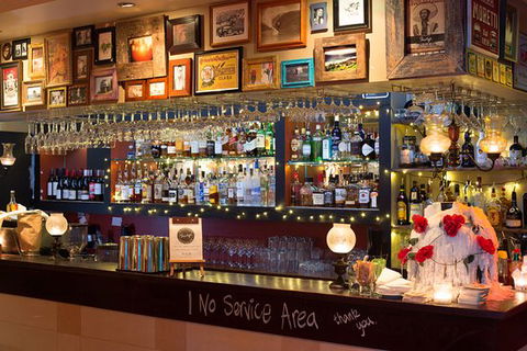 Shorty's - Hotel Accommodation 0