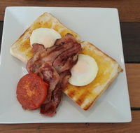 Sisterellea's Cafe - Hotel Accommodation