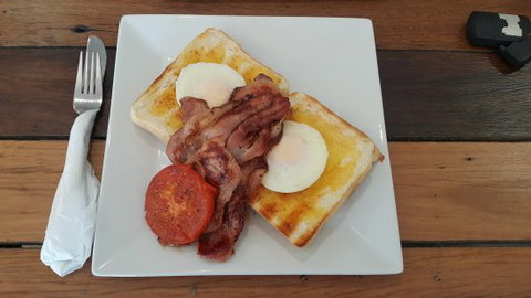 Sisterellea's Cafe - Hotel Accommodation 0