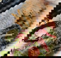 The Bridge River St. - Hotel Accommodation