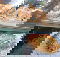 Denman Pie Shop Bakery - Hotel Accommodation