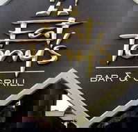 Fat Tony's Bar  Grill - Hotel Accommodation