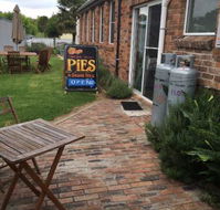 Fenwicke House - Hotel Accommodation