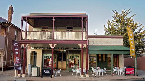 Molong Bakery Cafe - Hotel Accommodation 0