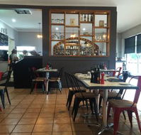 The Village - Where Food Meets Wine. - Hotel Accommodation