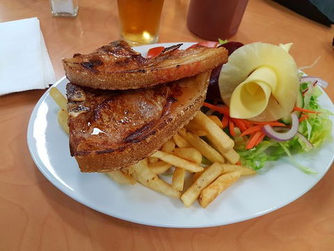 Walgett RSLClub - Hotel Accommodation 0