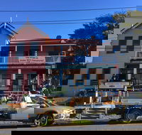 Dromedary Hotel - Hotel Accommodation