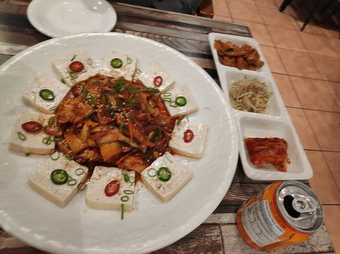 Hot Spoon - Hotel Accommodation 0