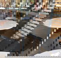 McDonalds Mitchell - Hotel Accommodation