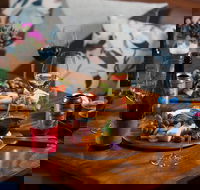 The Canberra Wine House - Hotel Accommodation