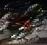 The Howling Moon - Hotel Accommodation