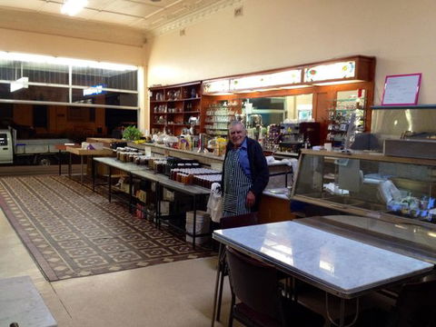 Canberra Cafe - Hotel Accommodation 0