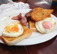 Lj's Cafe - Hotel Accommodation