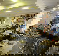 Restaurant  Bar 203 - Hotel Accommodation