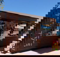 Salute Jetty - Hotel Accommodation