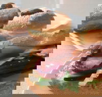 Anne's Pantry - Surrey Hills - Hotel Accommodation