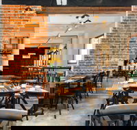 Ember Pizza Barossa - Hotel Accommodation