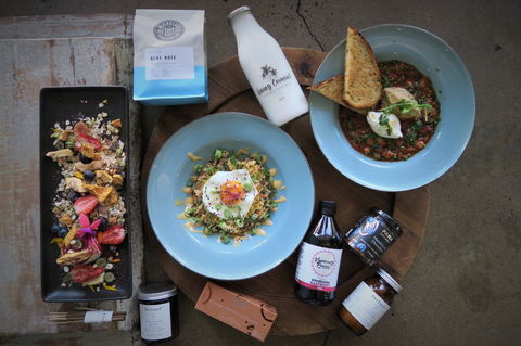 Empire6714 - Hotel Accommodation 0