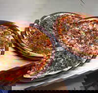 JC's Pizza - Curl Curl - Hotel Accommodation