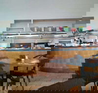 Teshi's - Hotel Accommodation