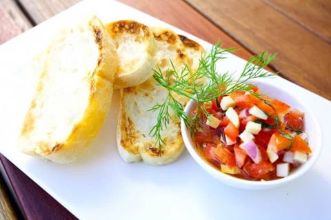 Benowa Tavern - Benowa - Hotel Accommodation 0