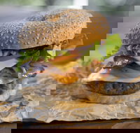 Bucking Bull - Clarkson - Hotel Accommodation