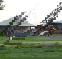 Caldermeade Farm Cafe - Hotel Accommodation