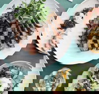 Et Al. - Hotel Accommodation