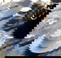 Francine's Cafe - Hotel Accommodation