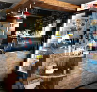 La Boca Cafe - Hotel Accommodation