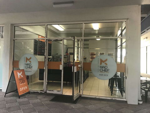 Mad Chef's Lunch Bar - Hotel Accommodation 0