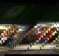 Putong Thai Restaurant - Hotel Accommodation