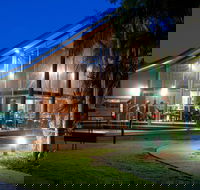 Cunjevoi Restaurant and Bar - Hotel Accommodation