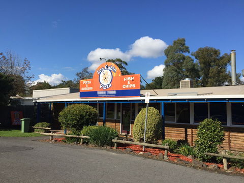 Log Cabin Pizza - Hotel Accommodation 0