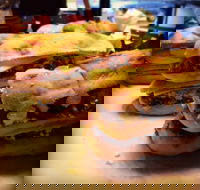 Moo Moo's - Hotel Accommodation