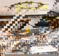 The Woodcroft Hotel - Hotel Accommodation