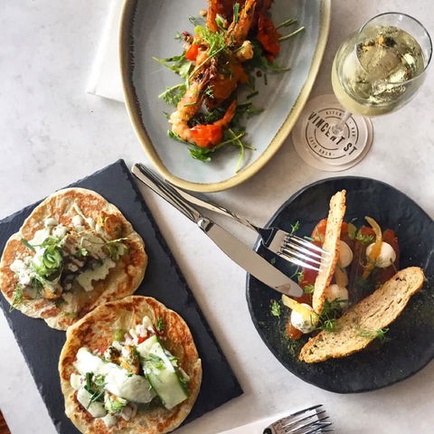 Vincent Street Kitchen And Bar - Hotel Accommodation 2