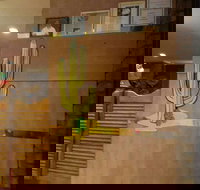 Dorcus and King - Hotel Accommodation