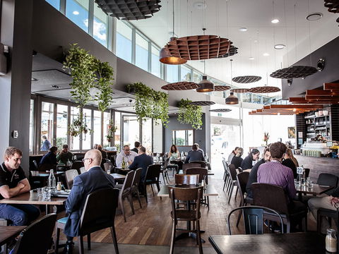 EQ Cafe And Lounge - Hotel Accommodation 0