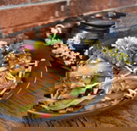 Lucky Little Dumplings - Bundoora - Hotel Accommodation