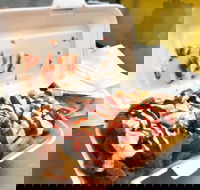 Mums Kebabs - Hotel Accommodation