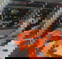 Pizza Capers - Strathpine - Hotel Accommodation