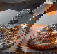 Grassroots Deli Cafe - Hotel Accommodation