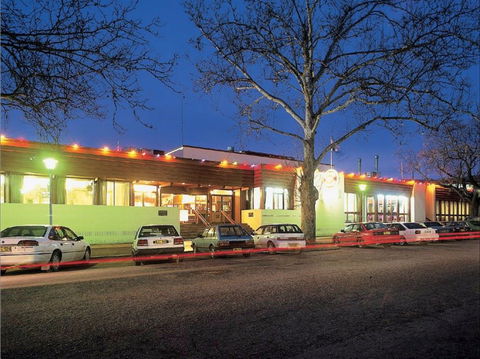 Narrandera Ex-Servicemen's Club - Hotel Accommodation 0