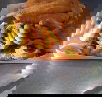Throwers Fish and Chips - Hotel Accommodation